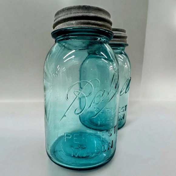 Vintage Ball Perfect Mason Quart Jars Blue Glass w/ Zinc Lids Set of 2 (1923-33)